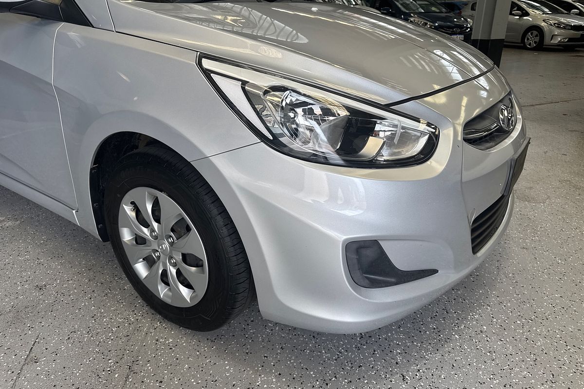 2017 Hyundai Accent Active RB4