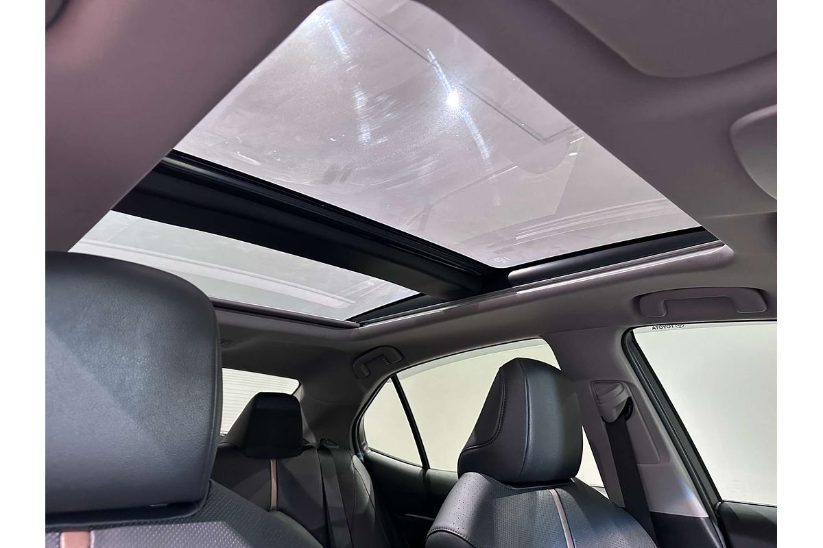 2018 Toyota Camry SL ASV70R
