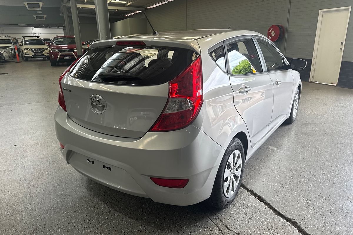 2017 Hyundai Accent Active RB4