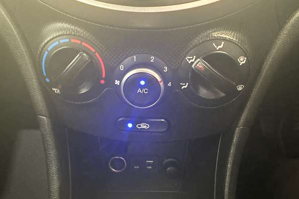 2017 Hyundai Accent Active RB4