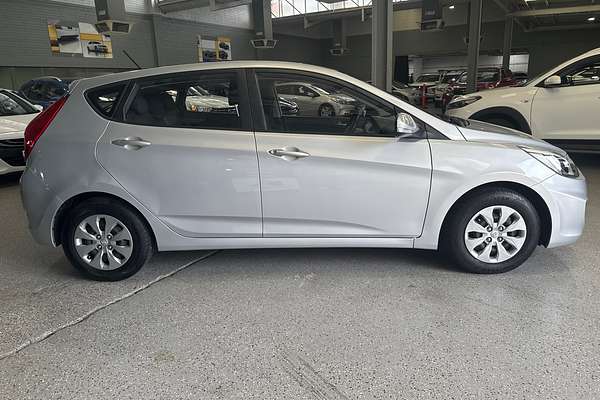 2017 Hyundai Accent Active RB4