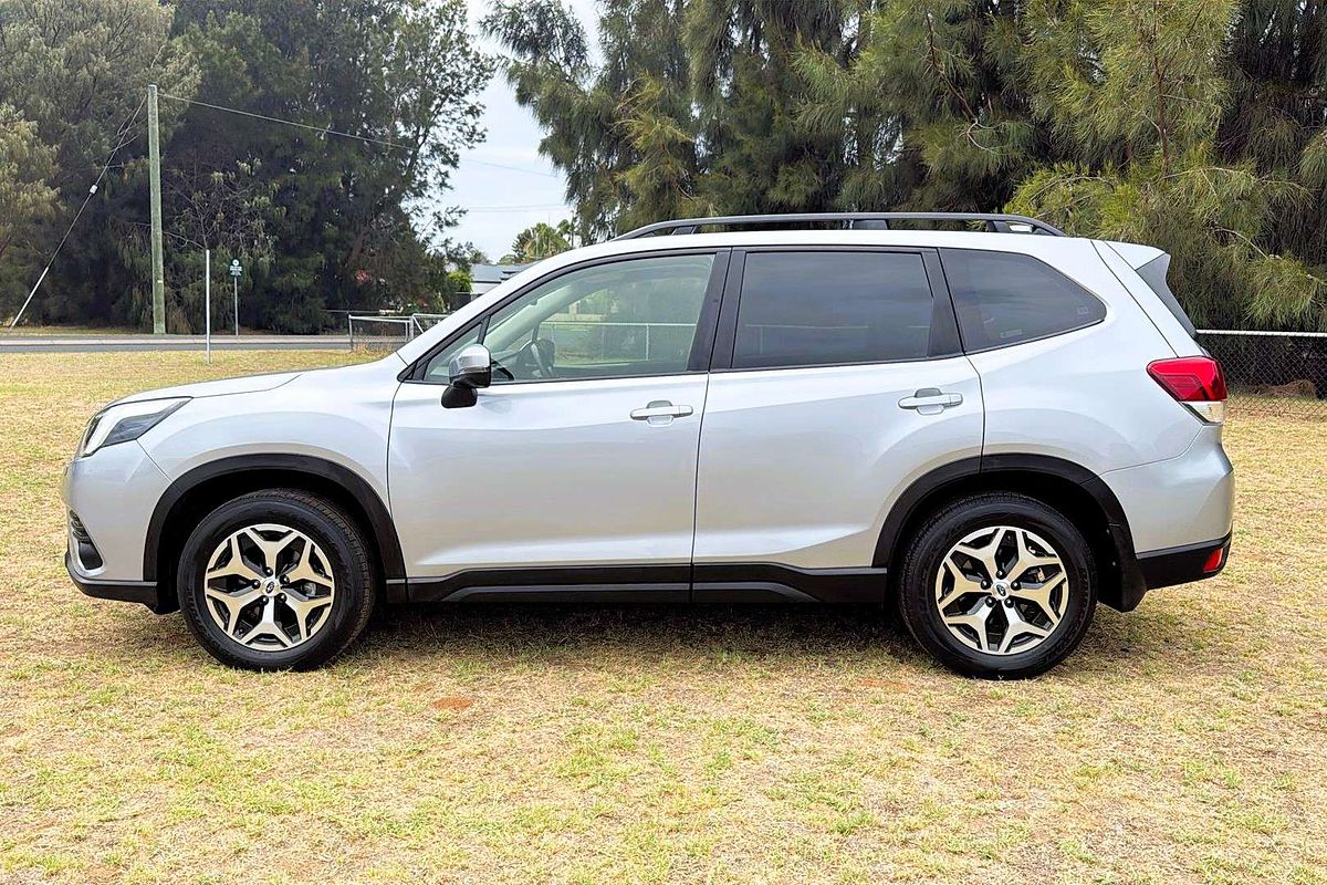 2023 Subaru Forester 2.5i S5