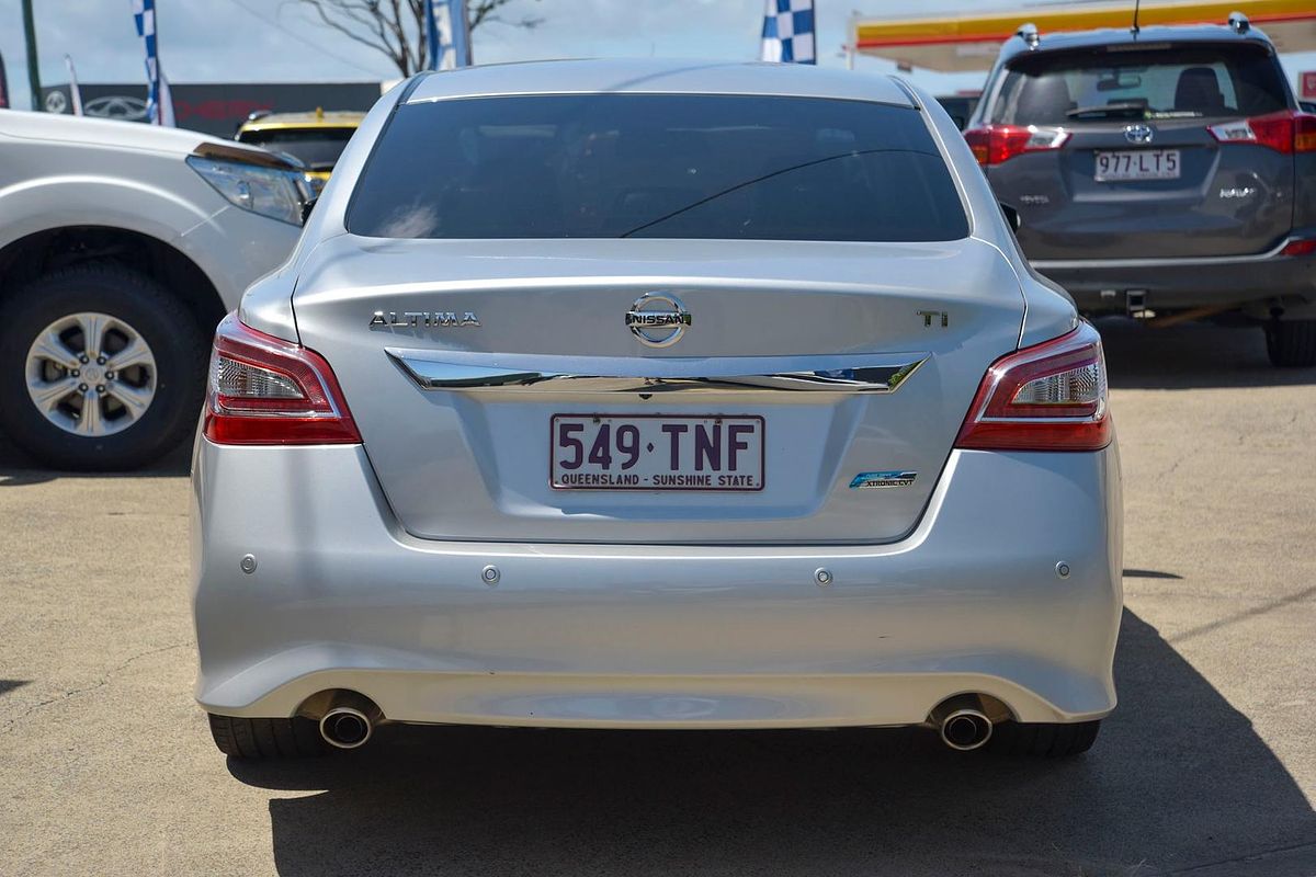 2013 Nissan Altima Ti L33