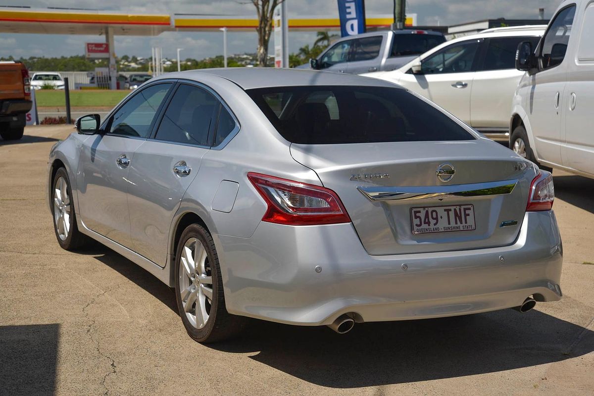 2013 Nissan Altima Ti L33