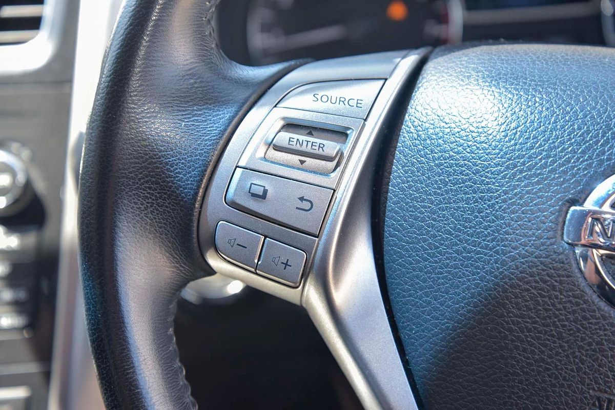 2013 Nissan Altima Ti L33