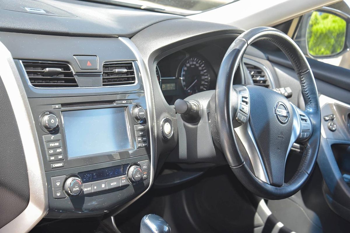 2013 Nissan Altima Ti L33