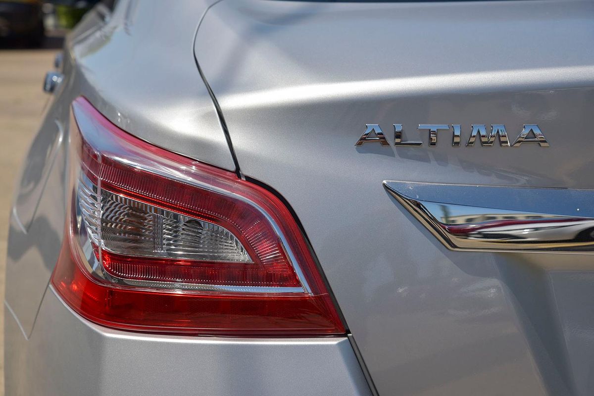 2013 Nissan Altima Ti L33