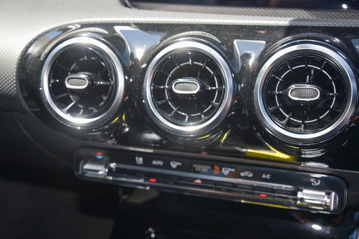 2019 Mercedes-Benz A-Class A250 W177