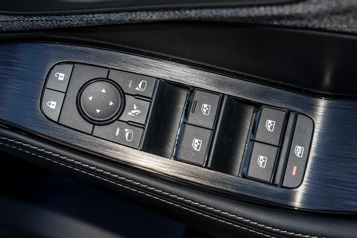 2024 Nissan X-TRAIL ST T33