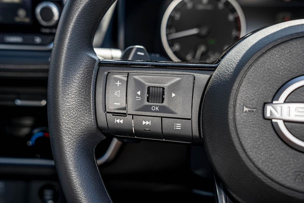 2024 Nissan X-TRAIL ST T33