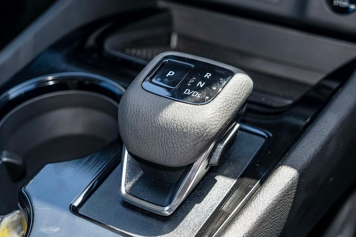 2024 Nissan X-TRAIL ST T33
