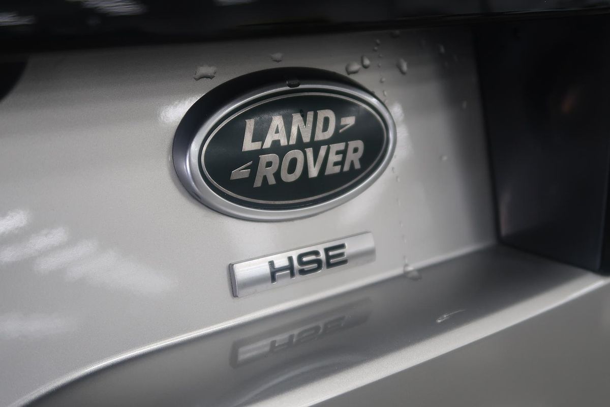2017 Land Rover Discovery TD4 HSE Series 5