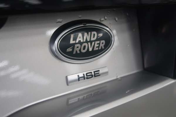 2017 Land Rover Discovery TD4 HSE Series 5