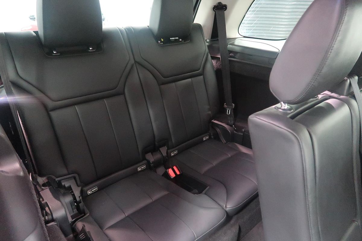 2017 Land Rover Discovery TD4 HSE Series 5