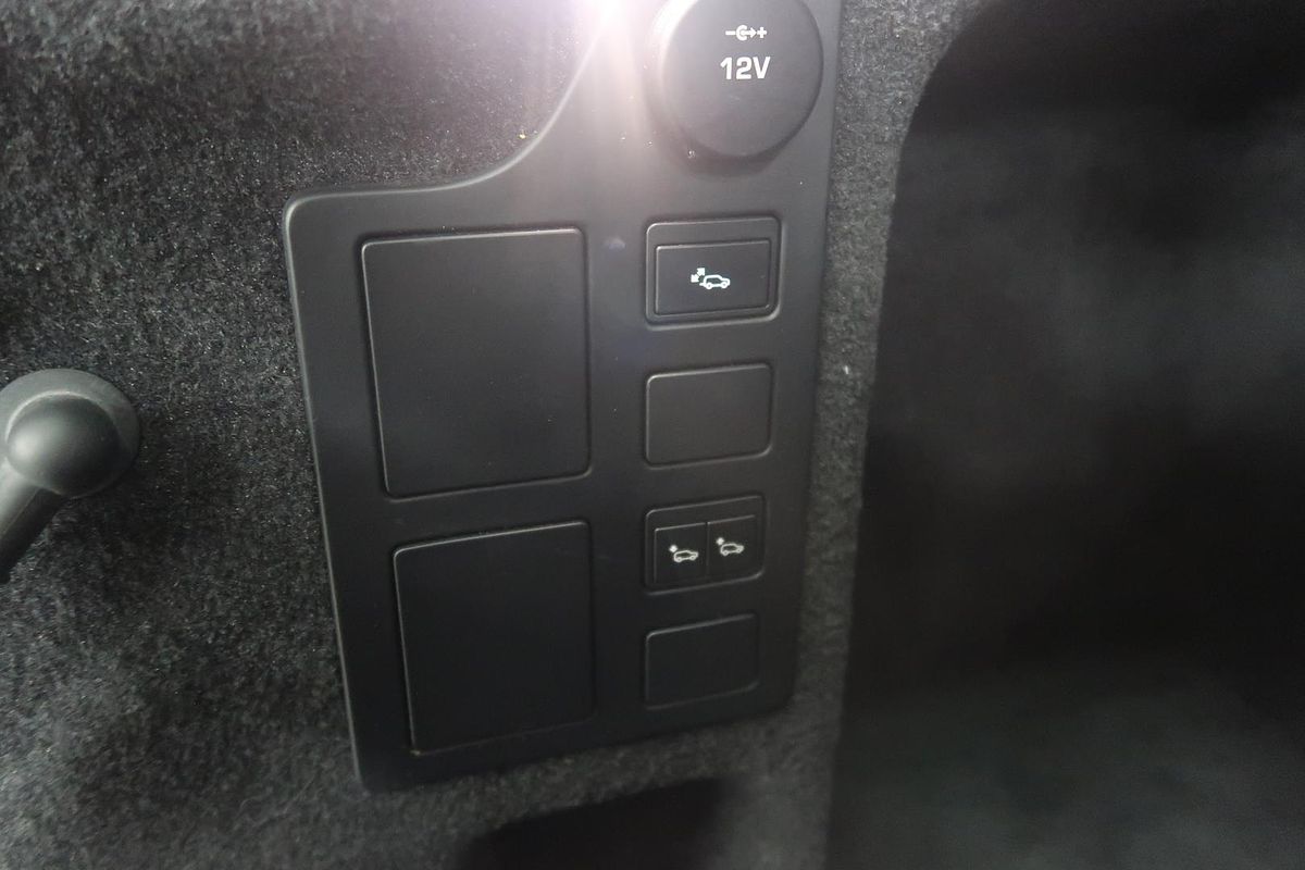 2017 Land Rover Discovery TD4 HSE Series 5
