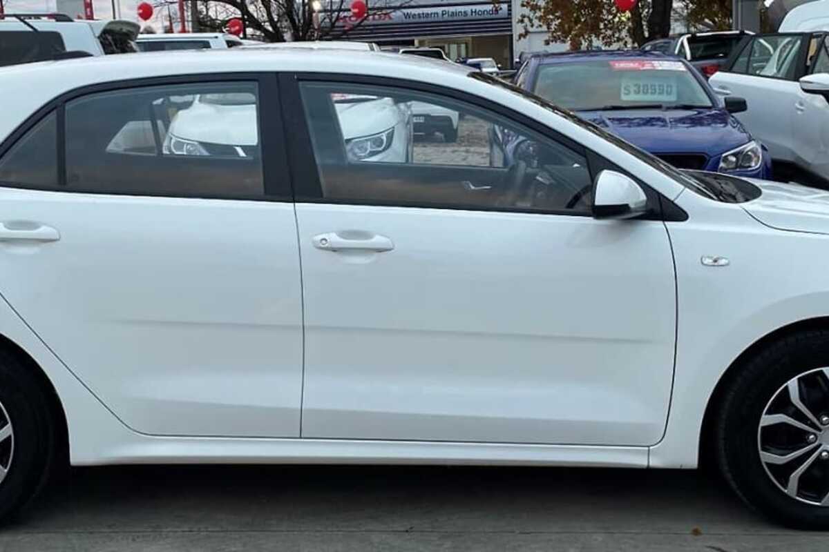 2017 Kia RIO S YB