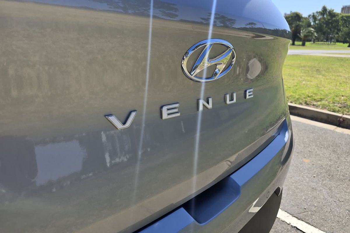 2025 Hyundai Venue Active QX.V5