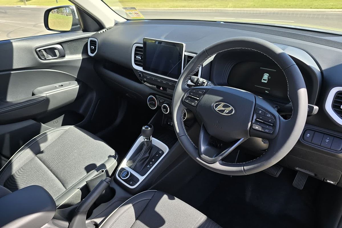 2025 Hyundai Venue Active QX.V5
