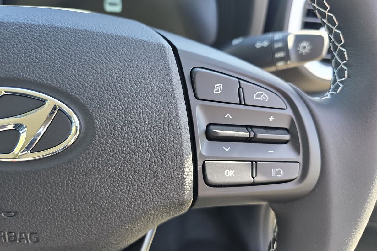 2025 Hyundai Venue Active QX.V5