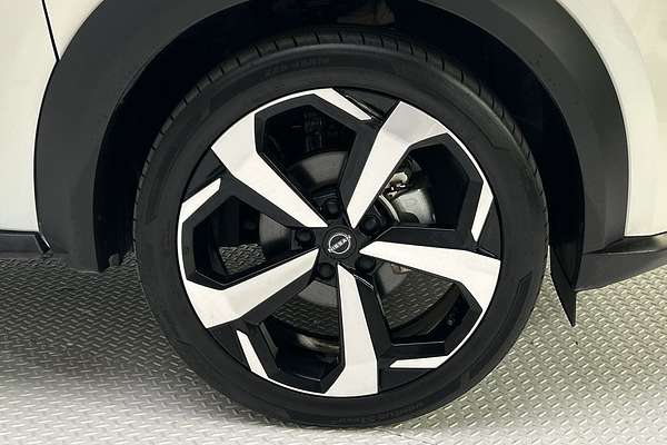 2023 Nissan JUKE ST-L F16