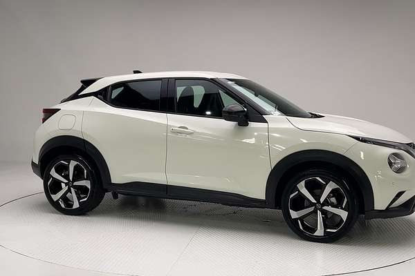 2023 Nissan JUKE ST-L F16
