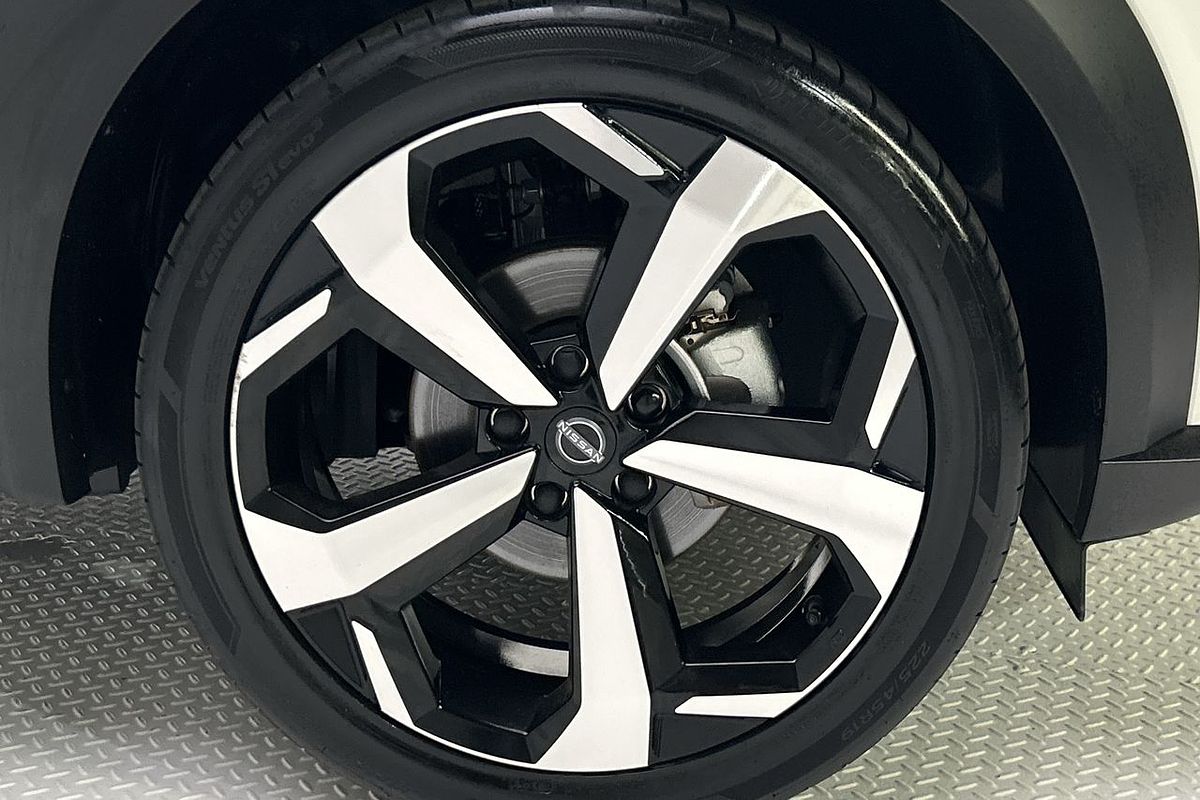 2023 Nissan JUKE ST-L F16