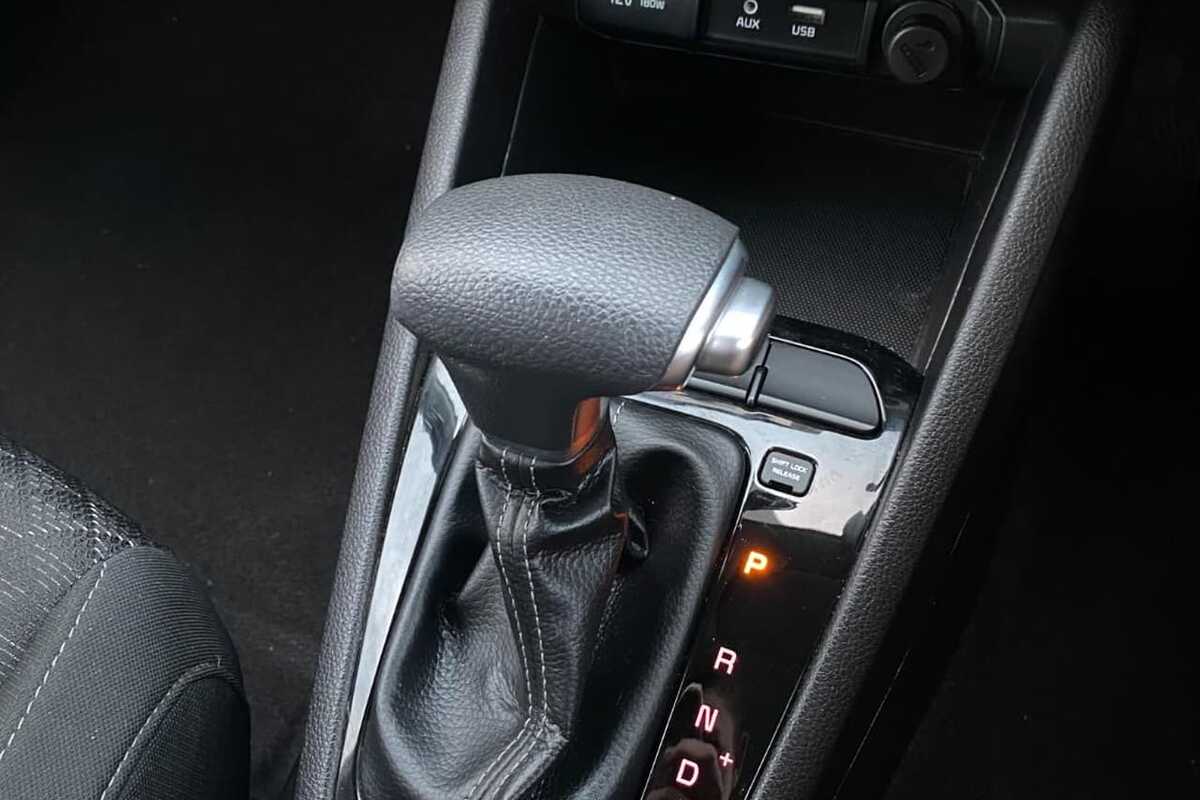 2017 Kia RIO S YB