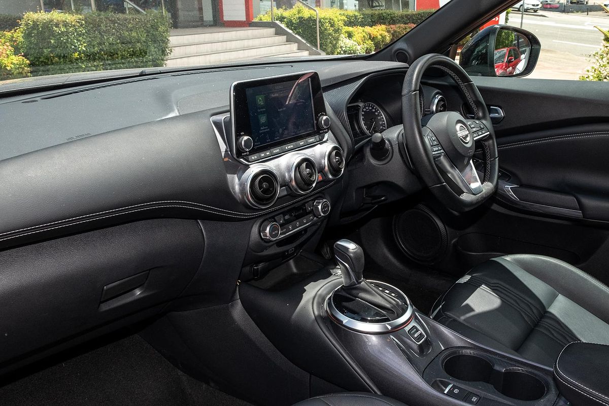 2023 Nissan JUKE ST-L F16