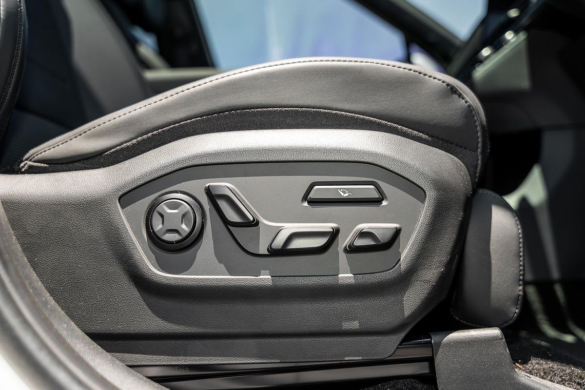 2024 Hyundai Santa Fe Hybrid Calligraphy MX5.V1