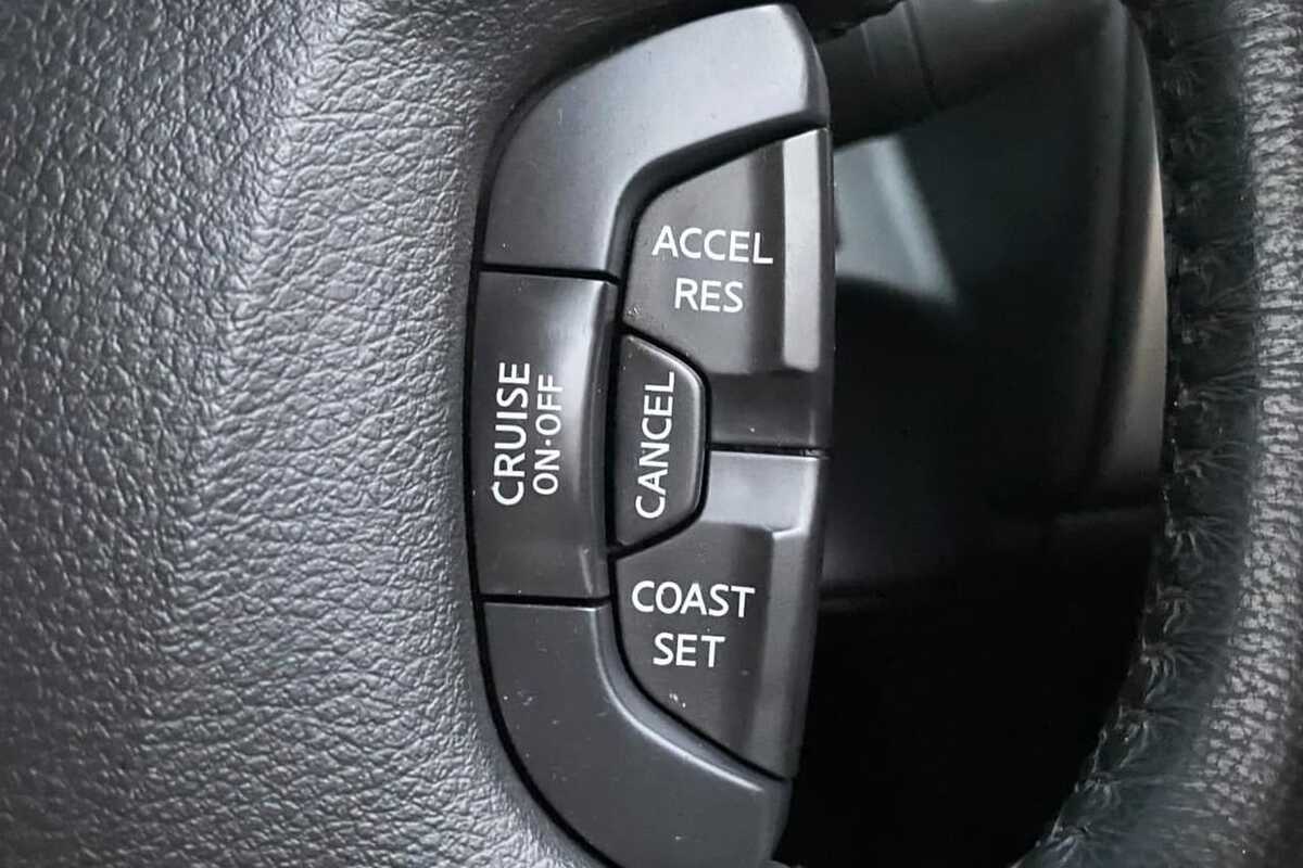 2010 Nissan PATROL ST GU 7