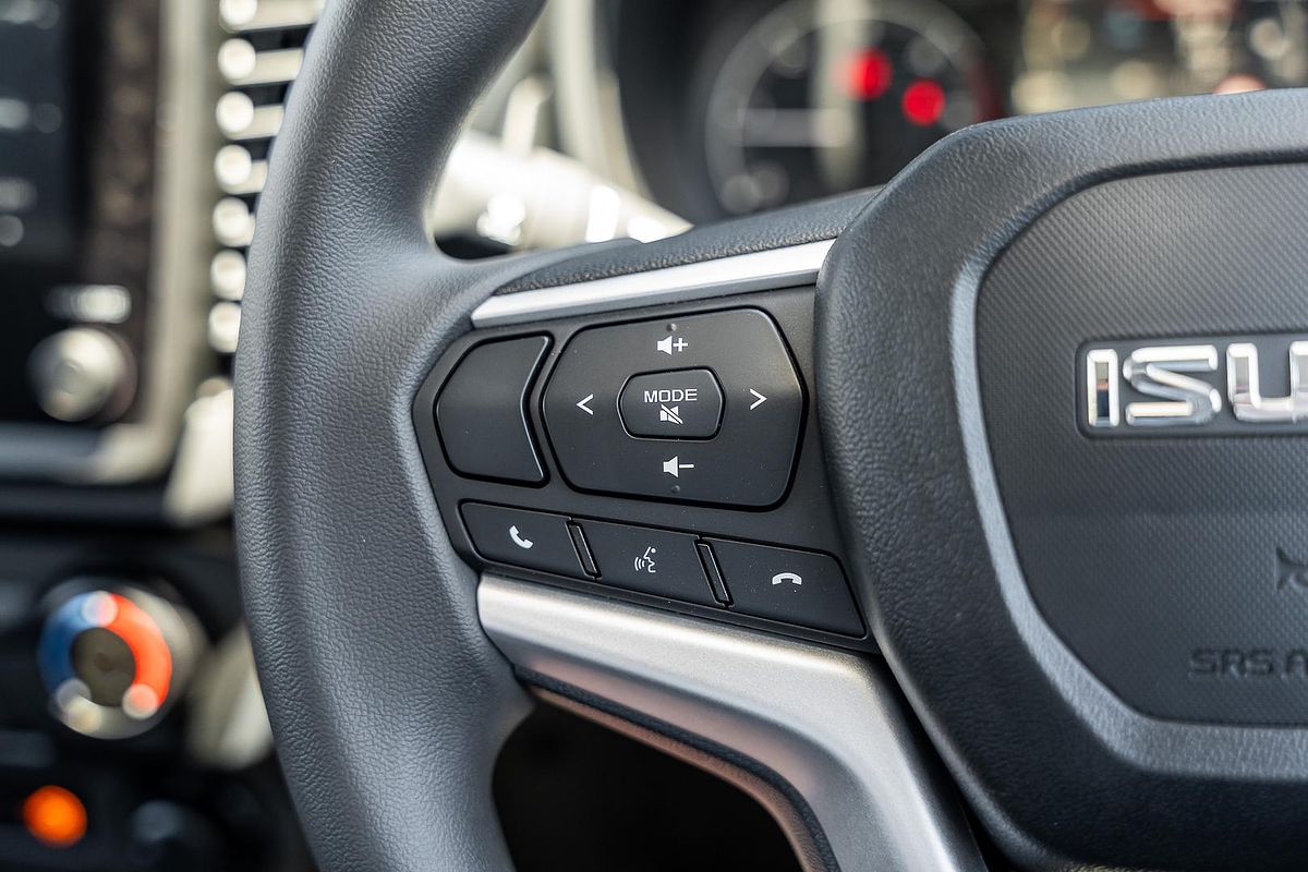 2024 Isuzu D-MAX SX 4X4
