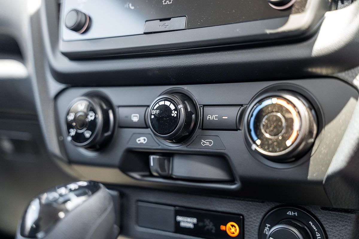2024 Isuzu D-MAX SX 4X4