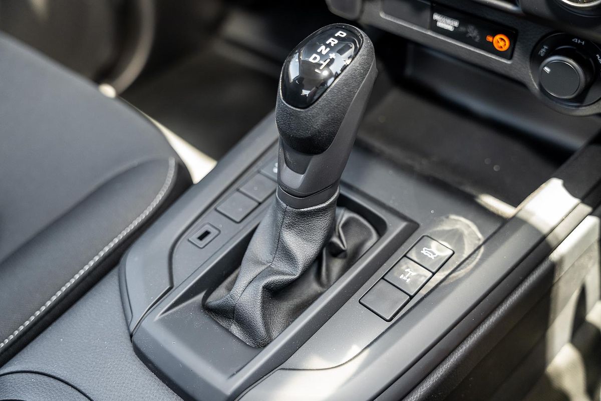 2024 Isuzu D-MAX SX 4X4
