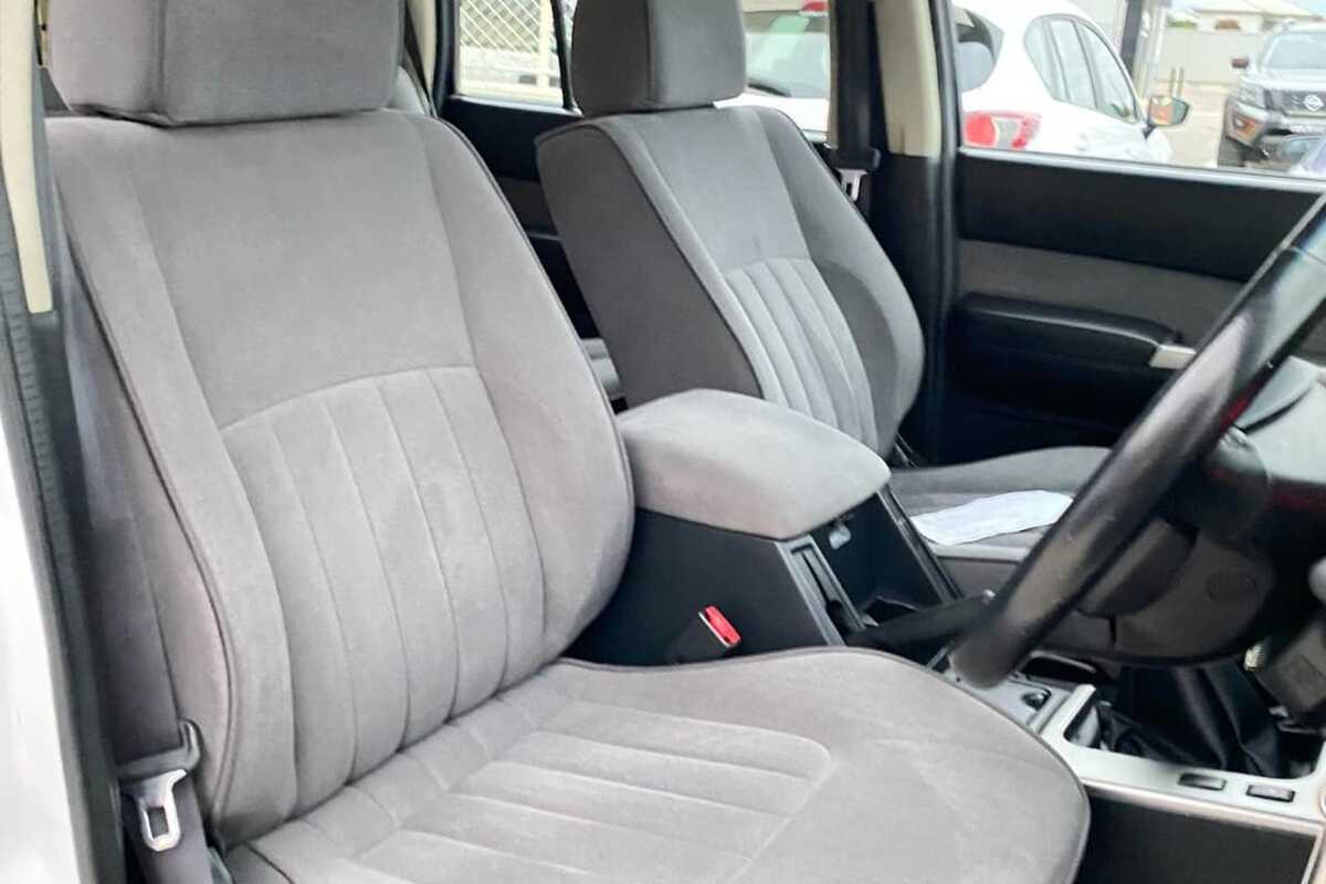 2010 Nissan PATROL ST GU 7