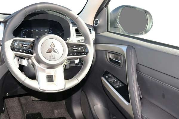 2024 Mitsubishi Pajero Sport Exceed QG