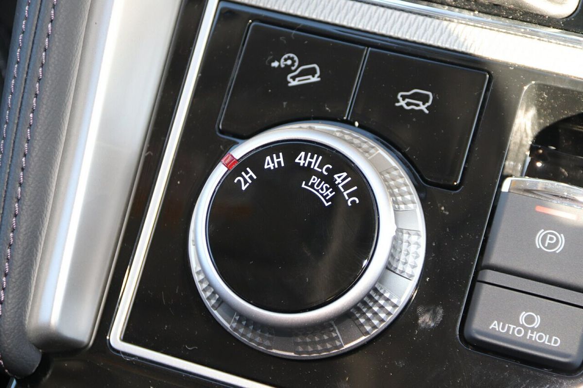 2024 Mitsubishi Pajero Sport Exceed QG