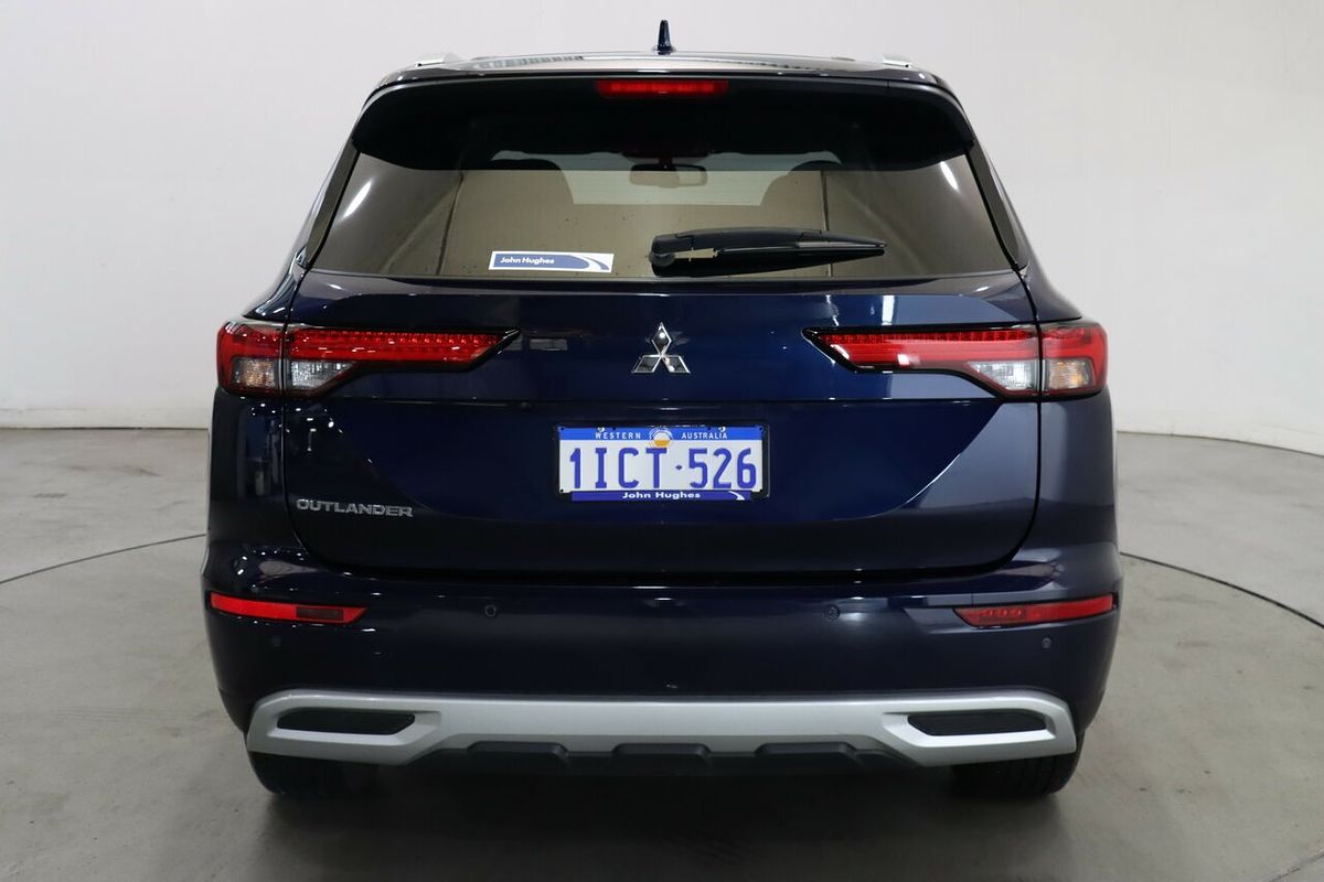 2024 Mitsubishi Outlander LS ZM