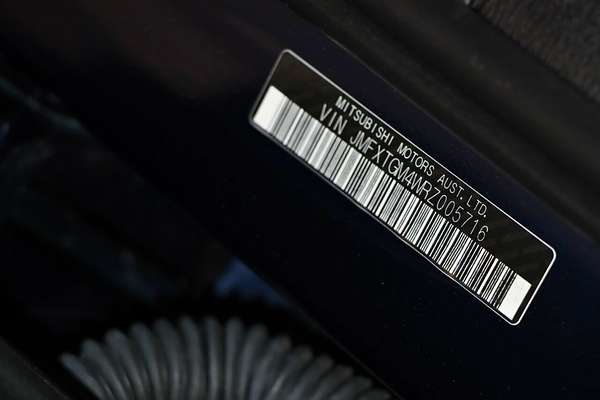 2024 Mitsubishi Outlander LS ZM