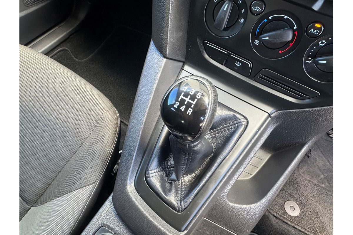 2012 Ford Focus Ambiente LW