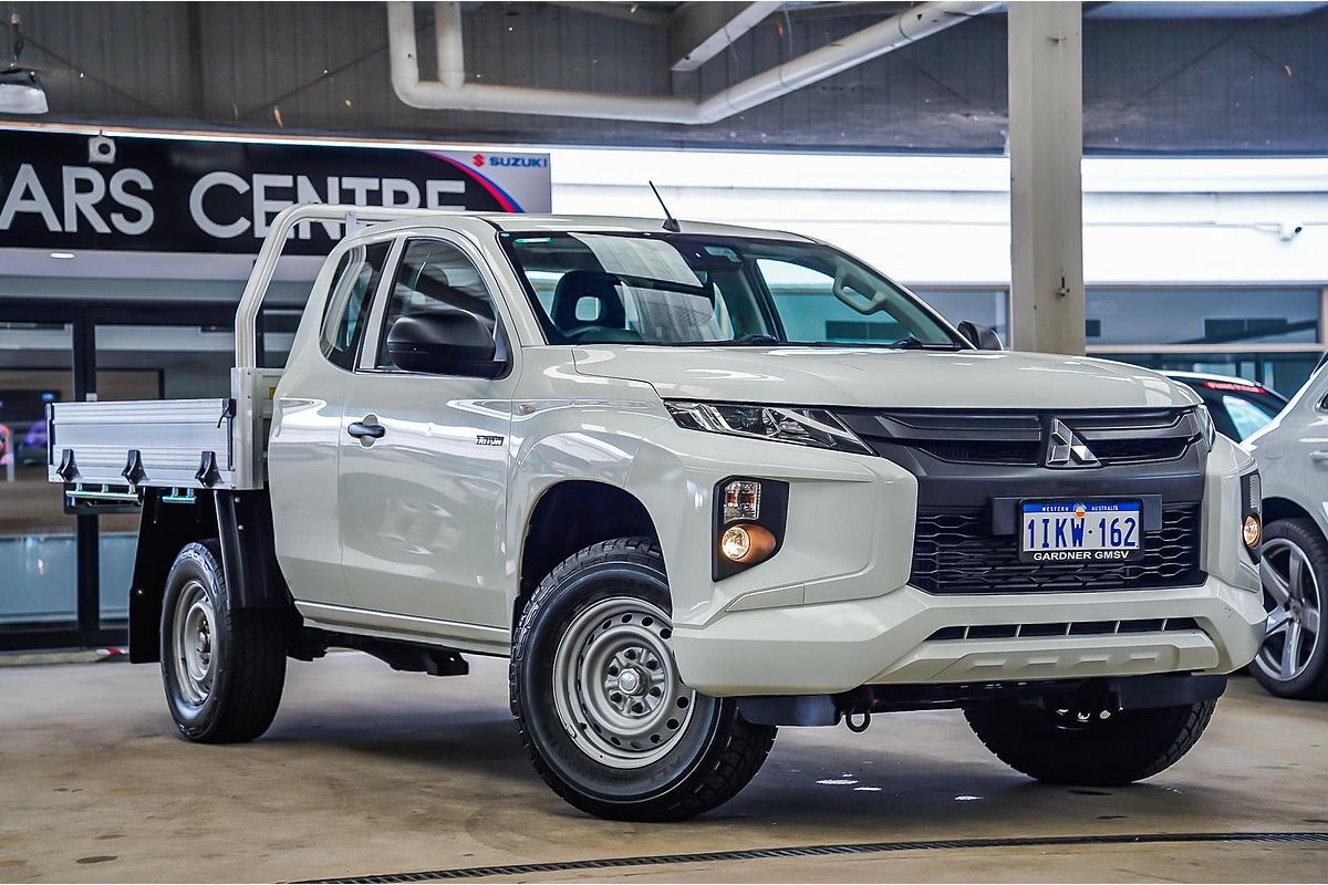 2019 Mitsubishi Triton GLX ADAS MR 4X4