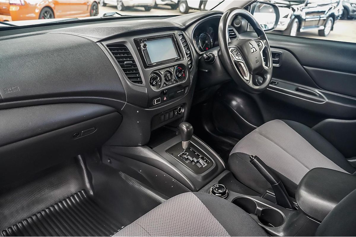 2019 Mitsubishi Triton GLX ADAS MR 4X4
