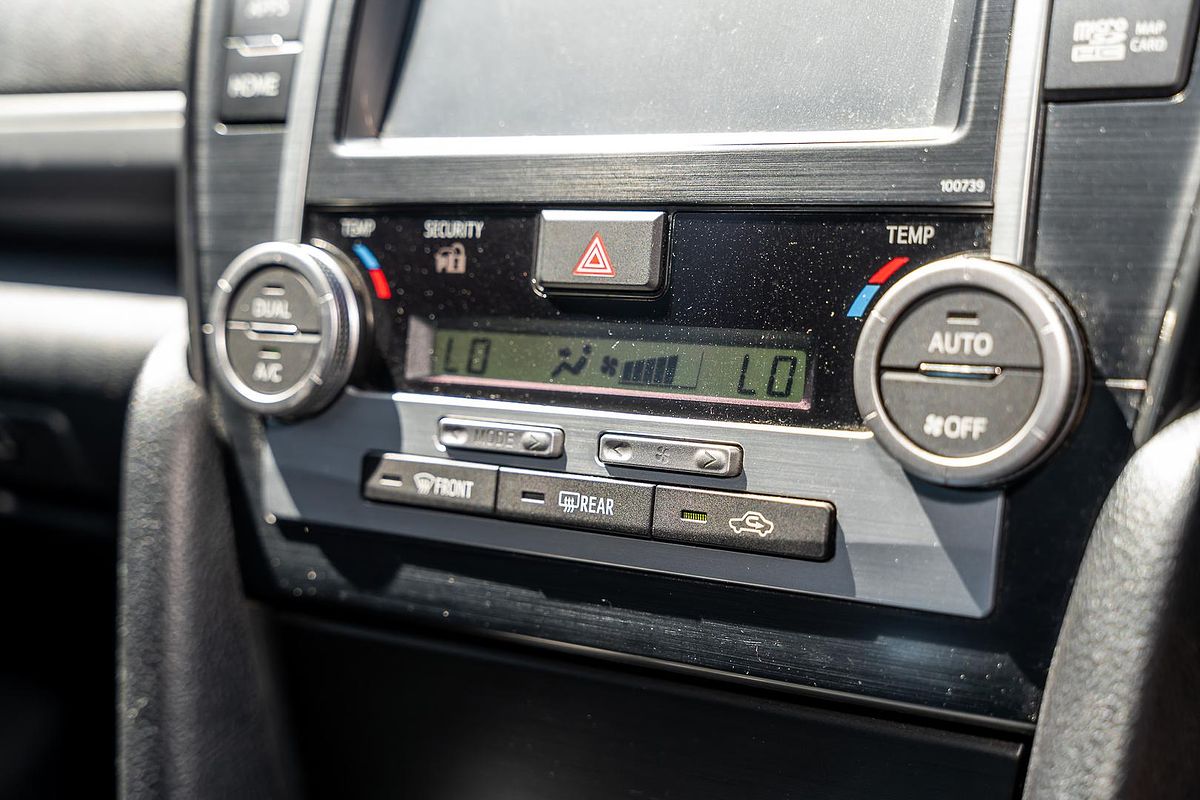 2017 Toyota Camry Atara S AVV50R