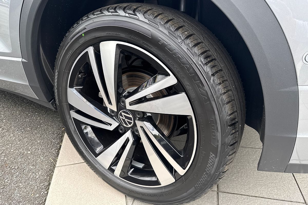 2024 Volkswagen T-Roc 140TSI R-Line D11