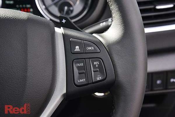 2025 Suzuki S-Cross JYB