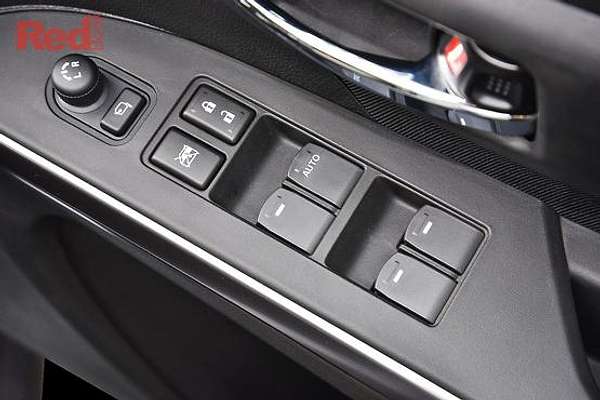 2025 Suzuki S-Cross JYB