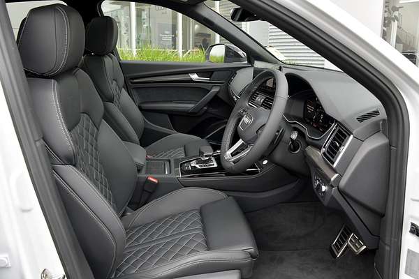 2024 Audi SQ5 TDI FY