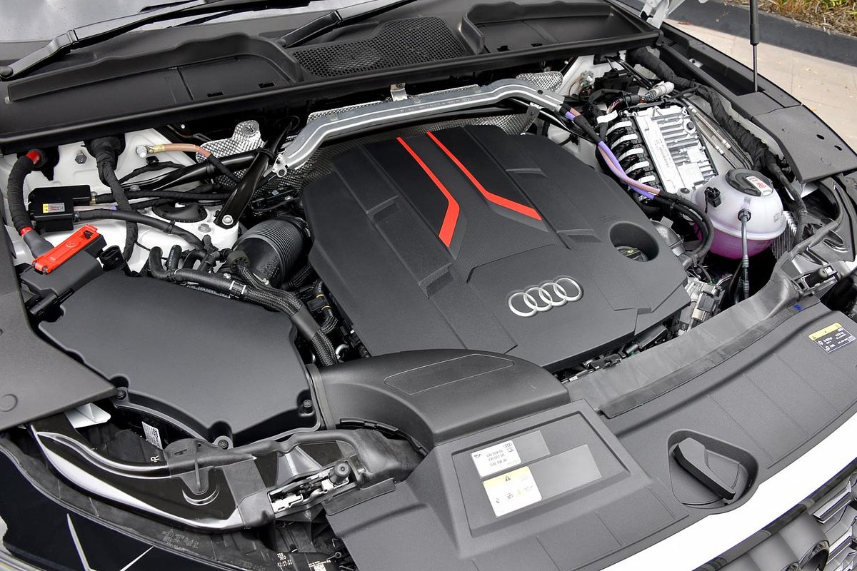 2024 Audi SQ5 TDI FY