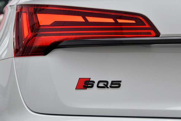 2024 Audi SQ5 TDI FY