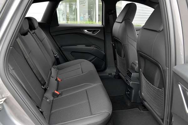 2024 Audi Q4 e-tron 45 F4