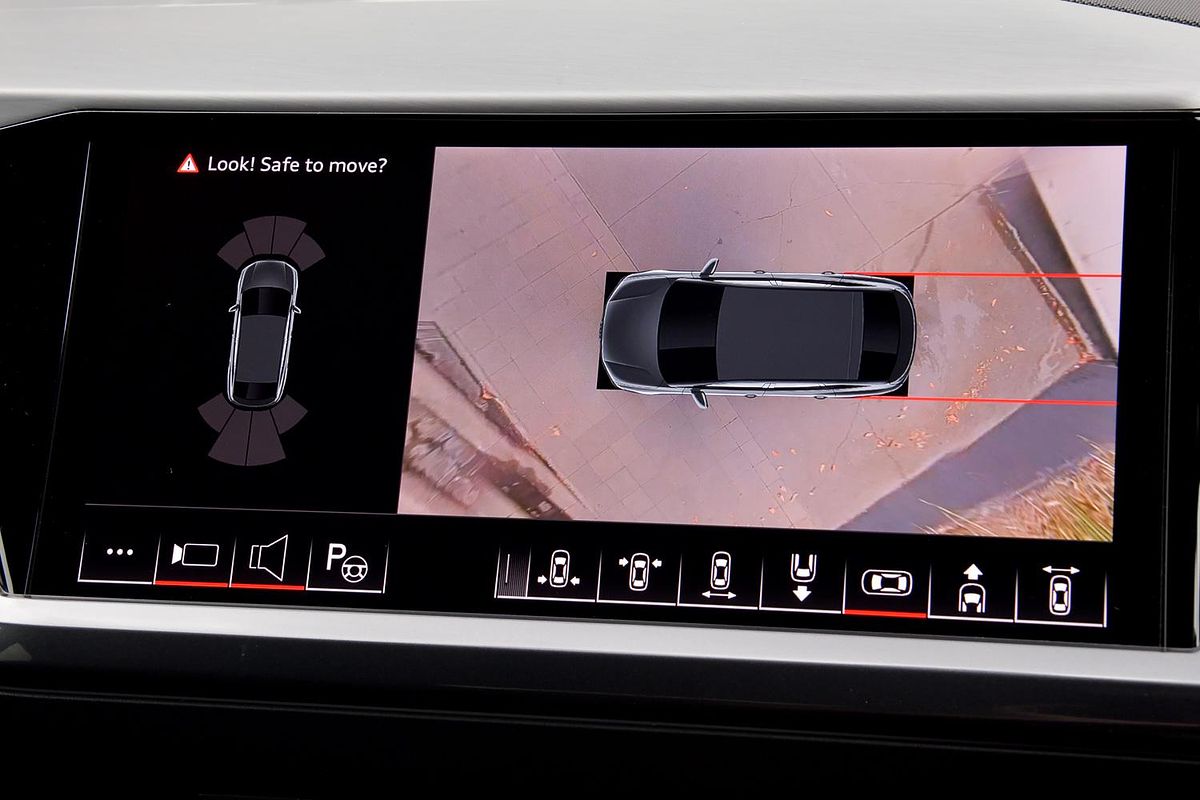 2024 Audi Q4 e-tron 45 F4